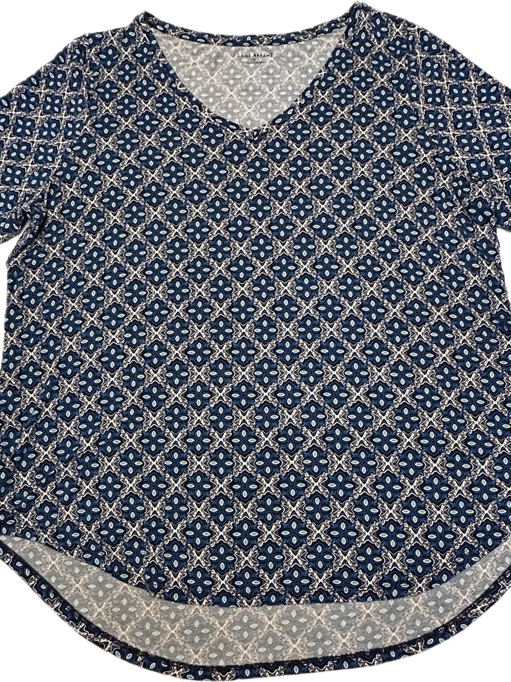 Lane Bryant Navy and White Geometric V-Neck Short Sleeve Top